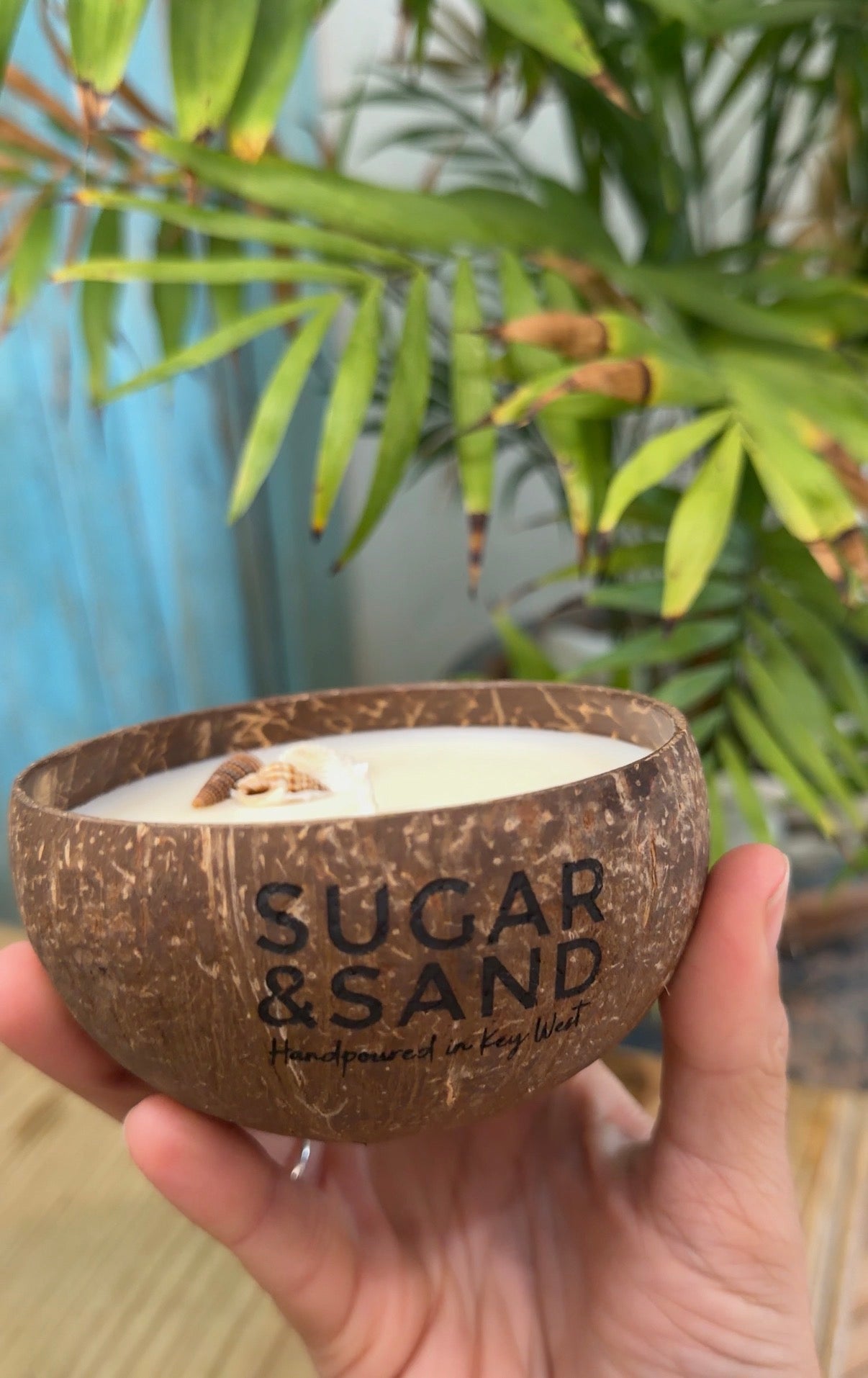 Coconut Candle (Includes cotton drawstring bag)